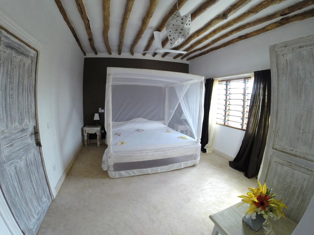 Bed and Breakfast Nyumba Ya Afrika Ватаму Экстерьер фото